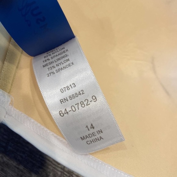 NWT SWIMSUITS FOR ALL White Convertible Bikini Top Size 14 - Picture 7 of 8